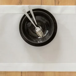 Best Bieżnik na stół kremowy MILANI 40x140 cm