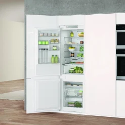 WHIRLPOOL Lodówki^Lodówka do zabudowy 6 zmysł WHC18T322