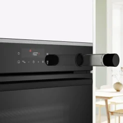 BOSCH Piekarniki^Piekarnik seria 4 z funkcją pary czarny HRG212BB3